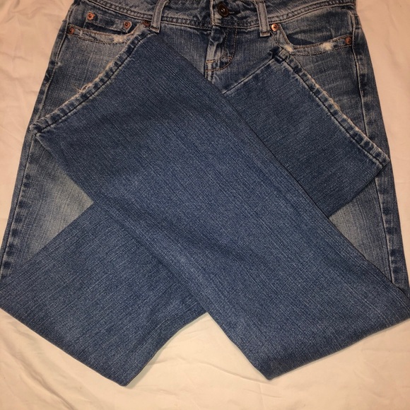 American Eagle “Artist” size 2 jeans, medium blue. - Picture 3 of 5